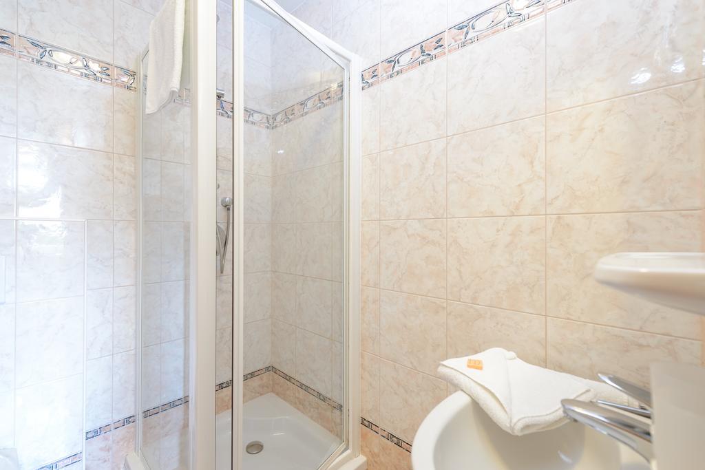 Pension Hiesel-Villa Untersbergblick Anthering Phòng bức ảnh