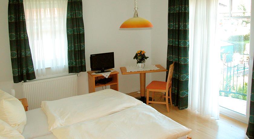 Pension Hiesel-Villa Untersbergblick Anthering Phòng bức ảnh