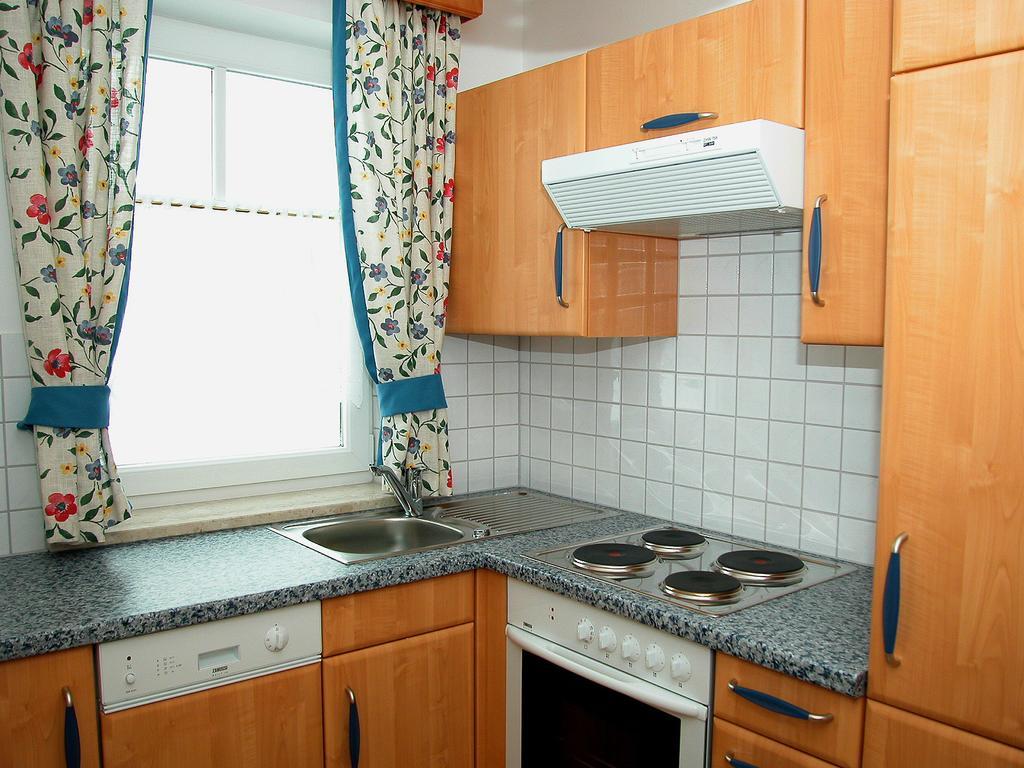 Pension Hiesel-Villa Untersbergblick Anthering Phòng bức ảnh