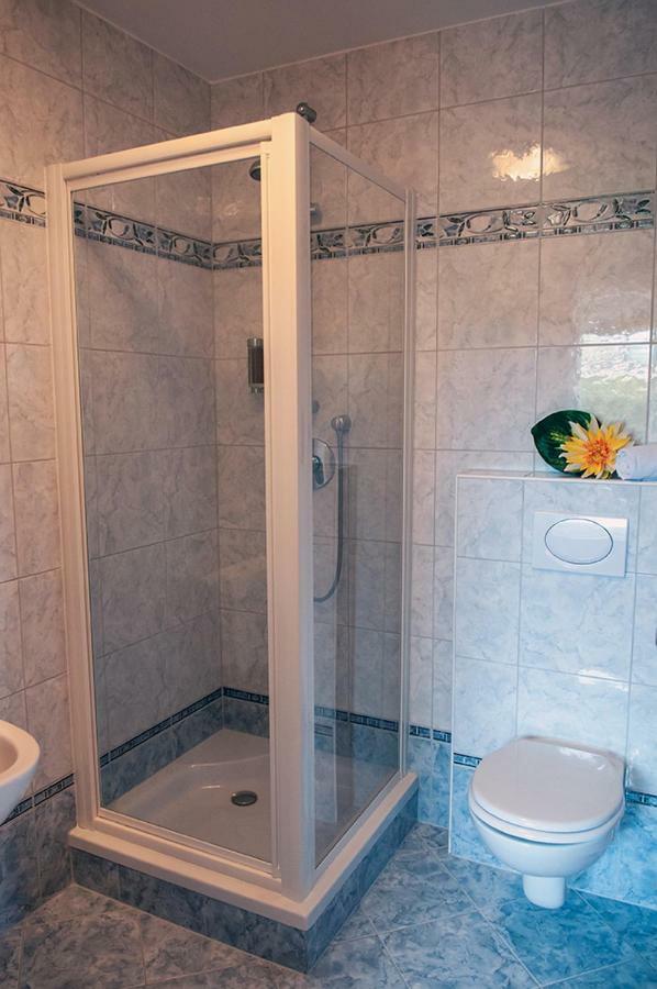 Pension Hiesel-Villa Untersbergblick Anthering Ngoại thất bức ảnh